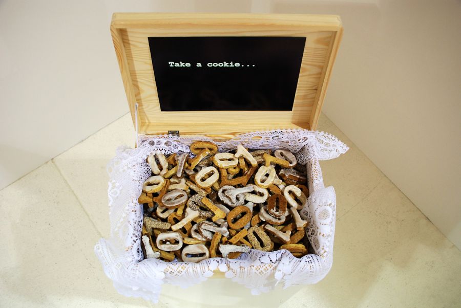 Codemanipulator-Take-a-cookie-2007